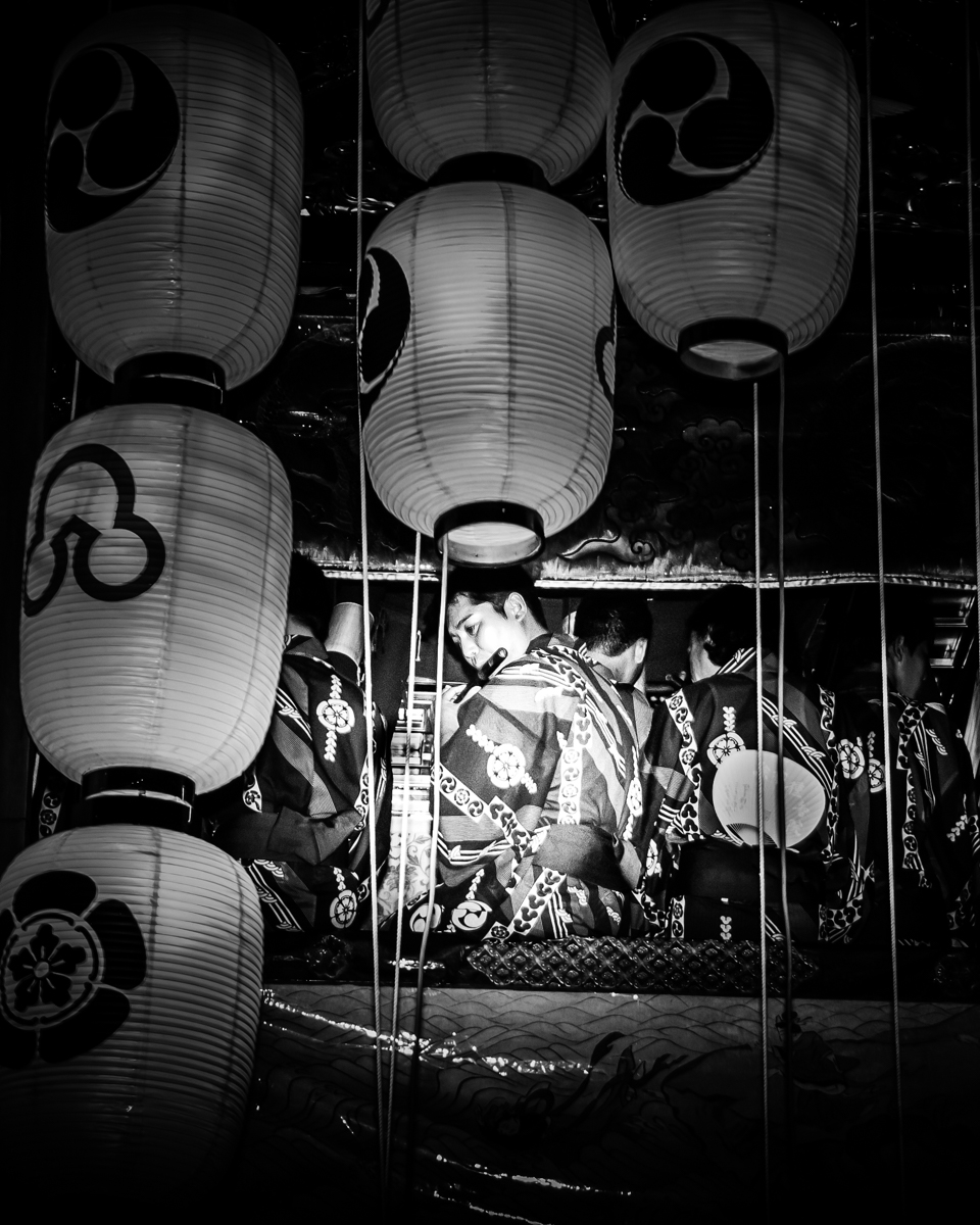 「笛を吹く男」京都祇園祭り
